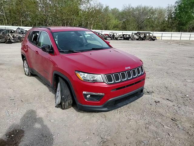 2018 Jeep Compass - Image 10