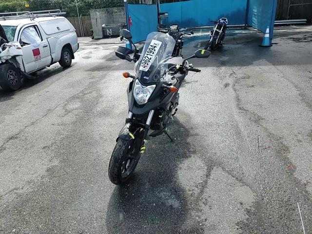 JYARN48E6HA000683 2017 Yamaha Fz10