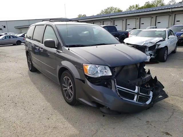 2017 Dodge Grand Caravan Sxt VIN: 2C4RDGCG1HR639437 Lot: 52367944