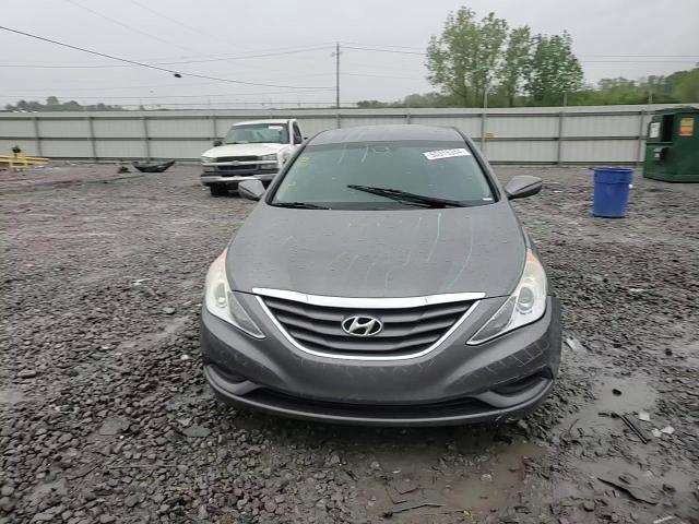 2013 Hyundai Sonata - Image 11