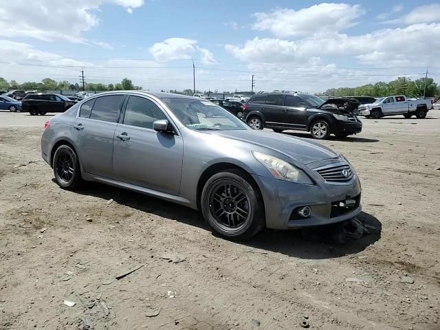 2013 Infiniti G - Image 10