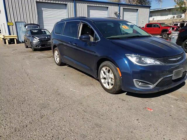 2019 Chrysler Pacifica Touring Plus VIN: 2C4RC1FG4KR715297 Lot: 51763284