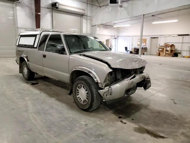 2001 GMC Sonoma VIN: 1GTDT19W018141353 Lot: 53685485