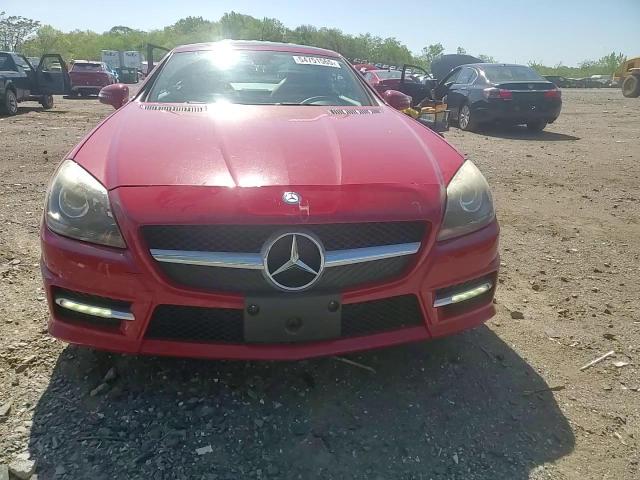 2013 Mercedes-Benz Slk 250 VIN: WDDPK4HA6DF051329 Lot: 54751565