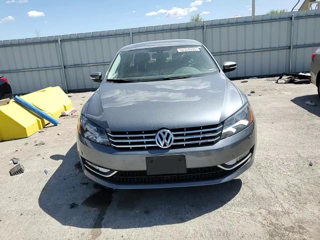 2013 Volkswagen Passat Sel VIN: 1VWCM7A32DC120564 Lot: 52324555