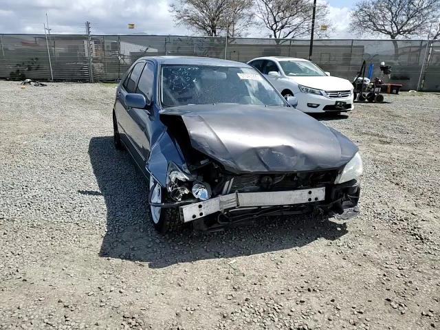 2004 Lexus Is 300 VIN: JTHBD192440085775 Lot: 51345995