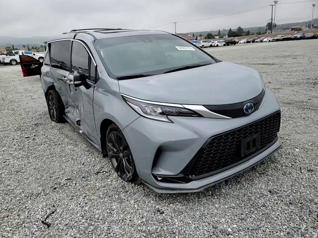 2024 Toyota Sienna Xse VIN: 5TDCRKEC5RS221802 Lot: 52955135