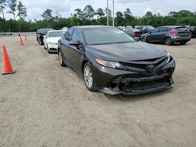 2019 Toyota Camry L VIN: 4T1B11HK6KU199242 Lot: 54945545
