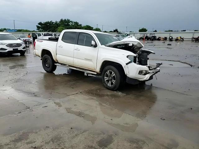 2017 Toyota Tacoma Double Cab VIN: 5TFCZ5AN6HX113108 Lot: 54338865