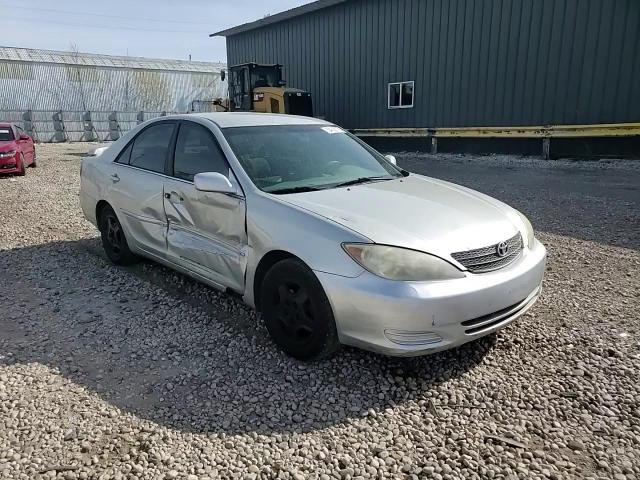 2002 Toyota Camry Le VIN: 4T1BE32K92U520831 Lot: 54828175