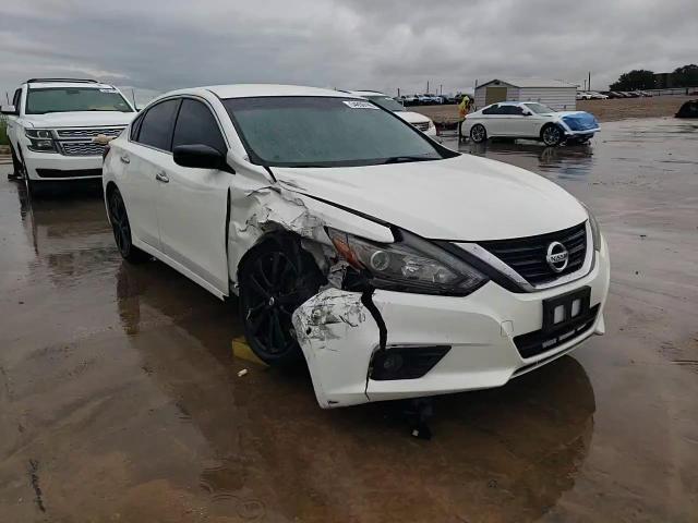 2017 Nissan Altima 2.5 VIN: 1N4AL3AP2HC214772 Lot: 54856195