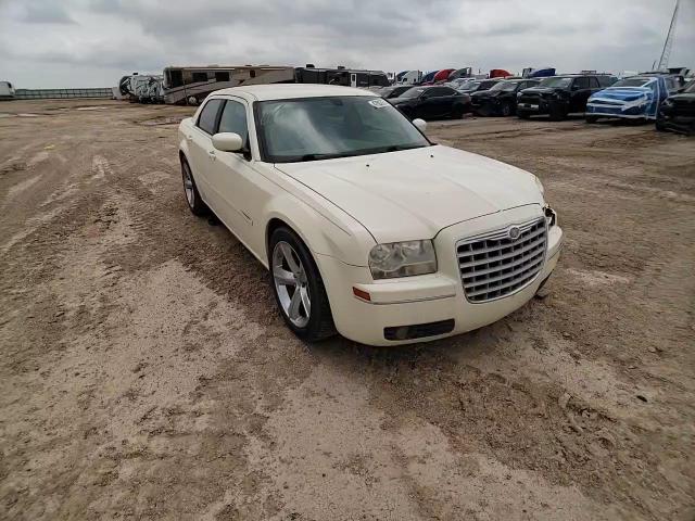 2006 Chrysler 300 - Image 13