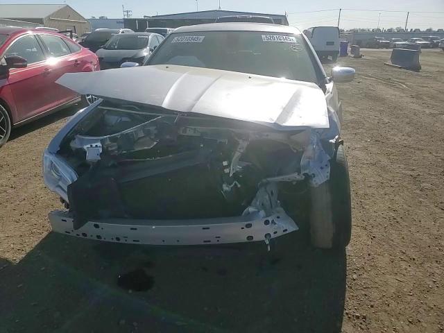 2016 Chrysler 300C VIN: 2C3CCAEG4GH268642 Lot: 52010345