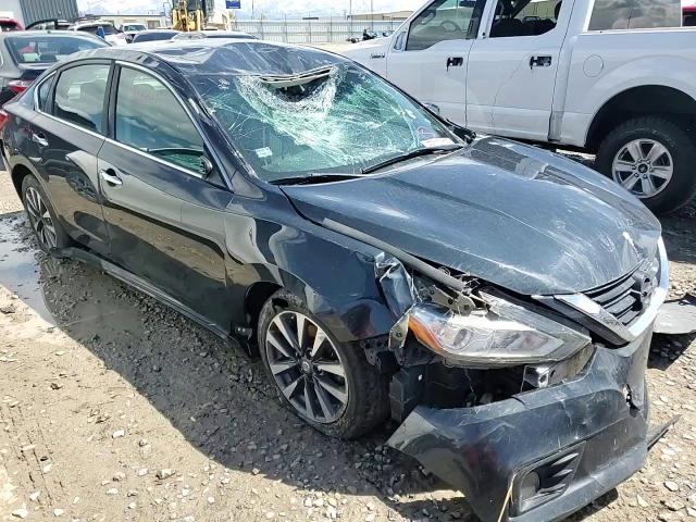 2017 Nissan Altima 2.5 VIN: 1N4AL3AP3HC243245 Lot: 53000135