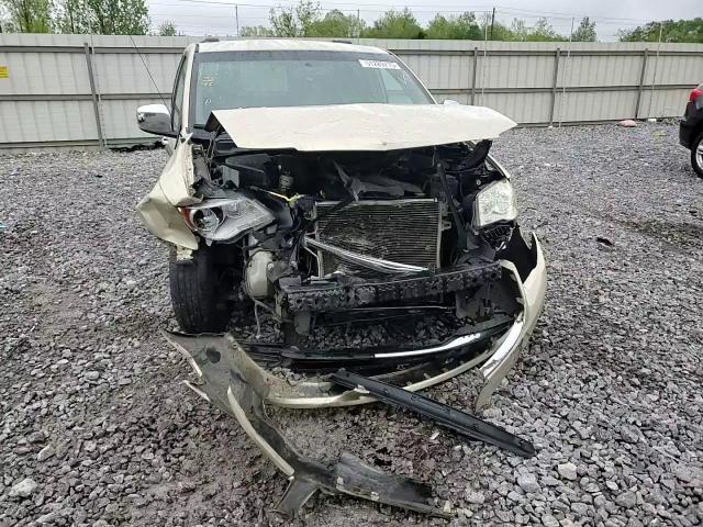 2011 Chrysler Town & Country Touring L VIN: 2A4RR8DG5BR633888 Lot: 51289215