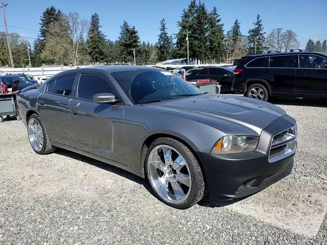 2011 Dodge Charger - Image 13