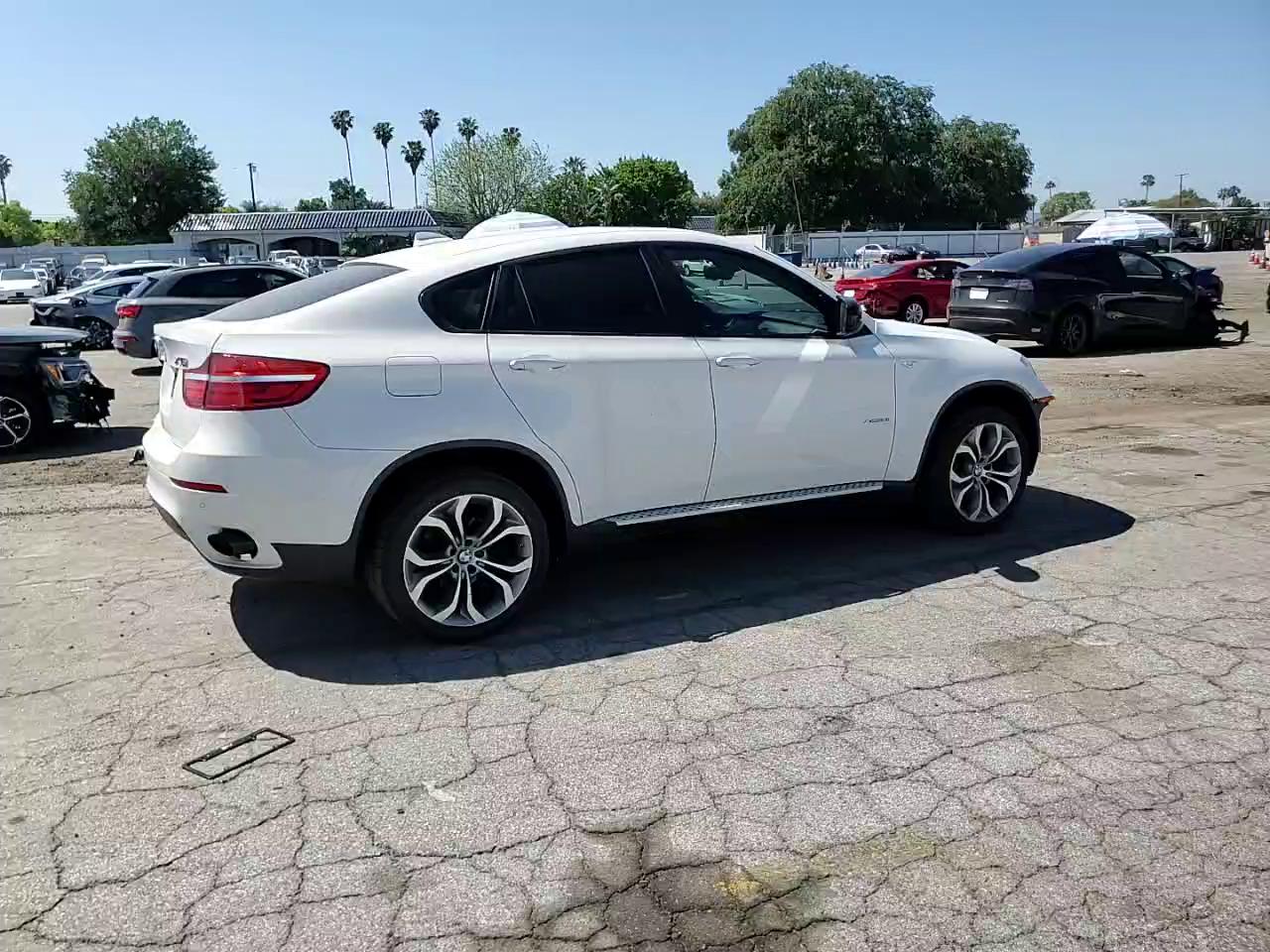 Фото: 5UXFG2C58DL784486