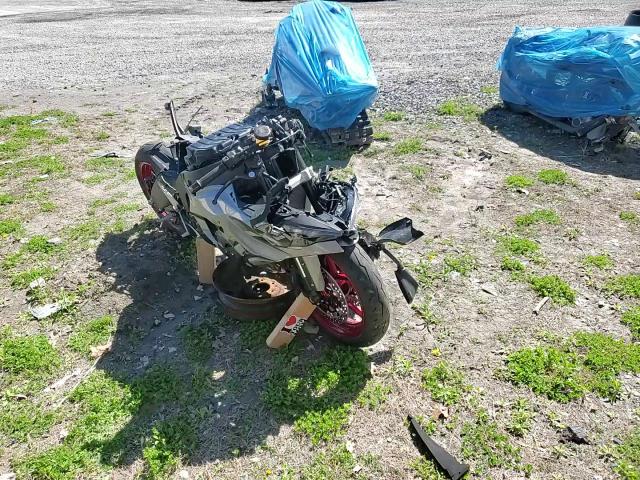 2025 Kawasaki Zx636 K VIN: JKBZXJK13SA007994 Lot: 55081145