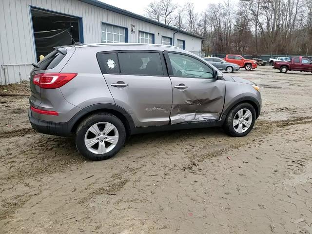 2012 Kia Sportage Base VIN: KNDPB3A21C7286379 Lot: 52808445
