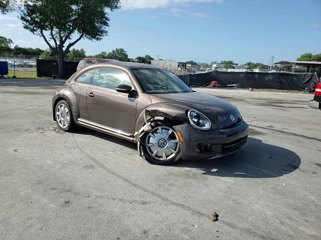 2013 Volkswagen Beetle VIN: 3VWJP7AT2DM613609 Lot: 54739105