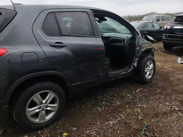 2019 Chevrolet Trax Ls VIN: 3GNCJKSBXKL206511 Lot: 55062235