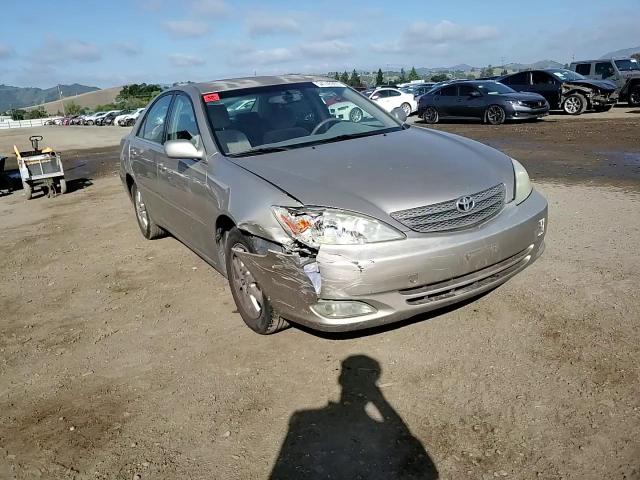 2003 Toyota Camry Le VIN: JTDBE30KX30237032 Lot: 54746965