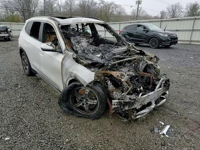 2025 BMW X1 xDrive28I VIN: WBX73EF04S5205310 Lot: 51547245