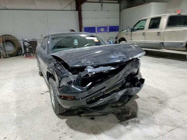 2006 Ford Mustang VIN: 1ZVFT80N965152427 Lot: 52016015