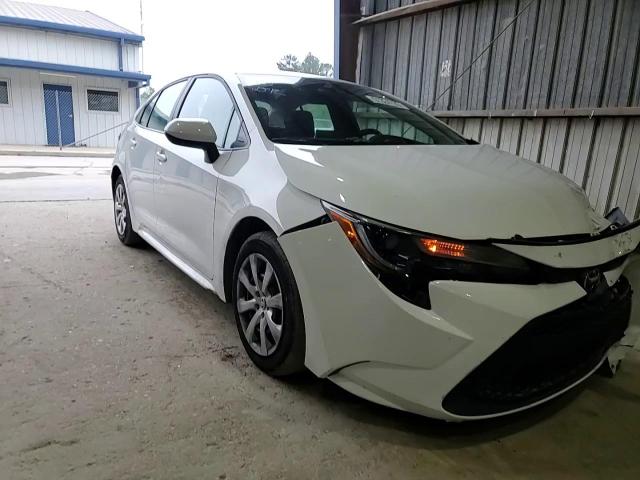 2020 Toyota Corolla Le VIN: 5YFEPRAE6LP104230 Lot: 51324735