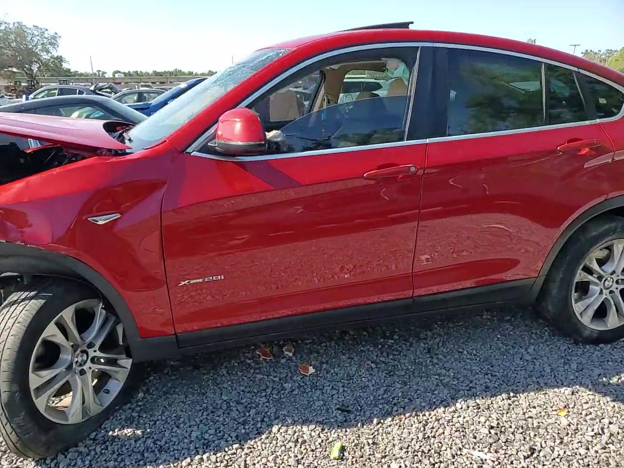 Фото: 5UXXW3C34H0T79096