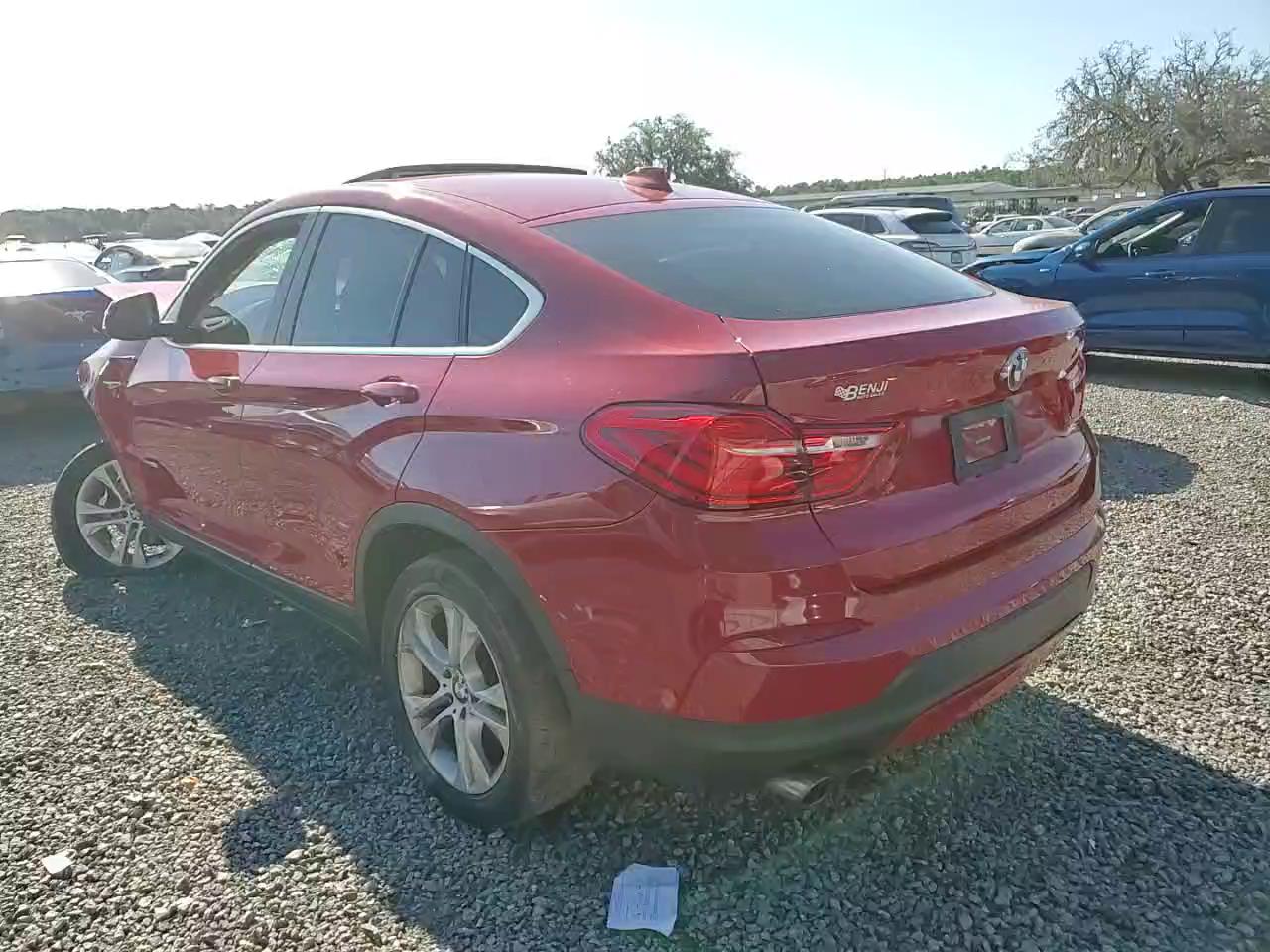 Фото: 5UXXW3C34H0T79096