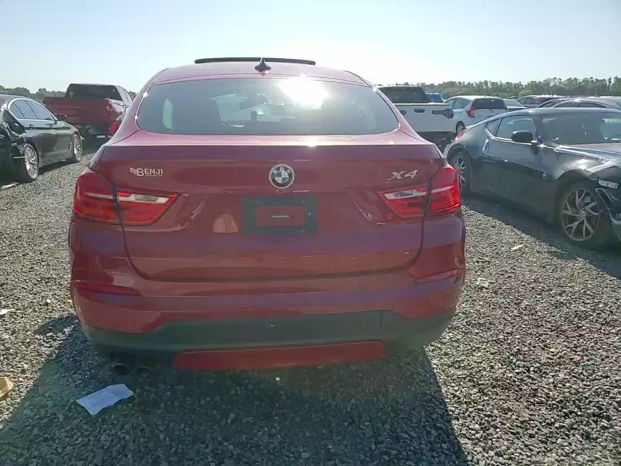 Фото: 5UXXW3C34H0T79096