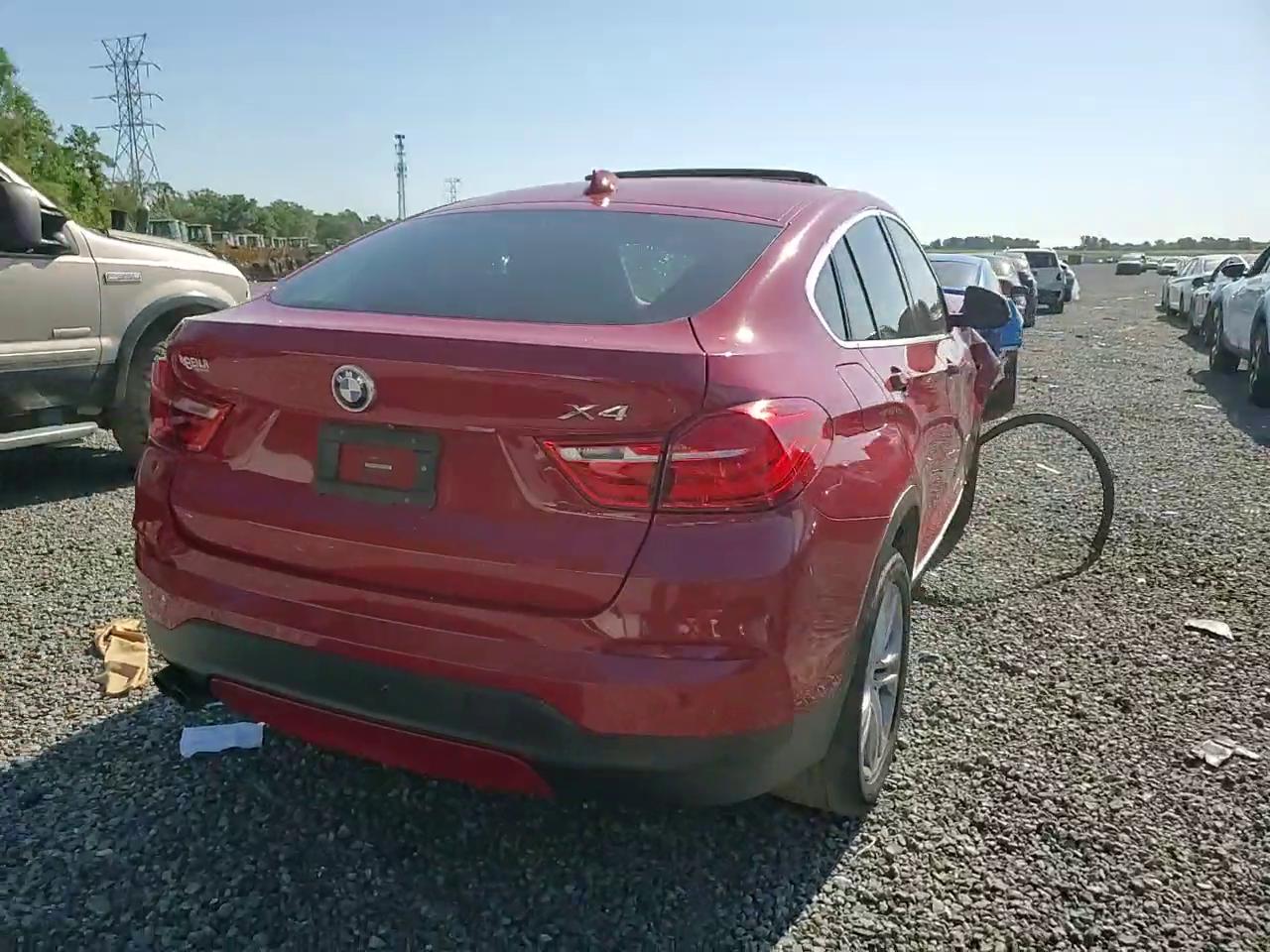 Фото: 5UXXW3C34H0T79096