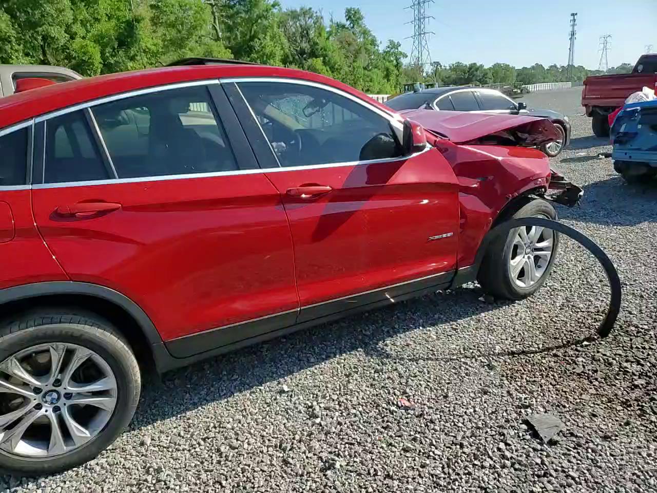 Фото: 5UXXW3C34H0T79096