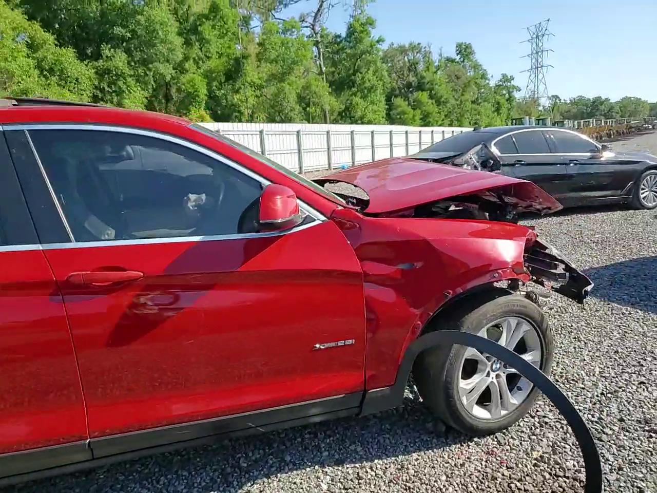 Фото: 5UXXW3C34H0T79096