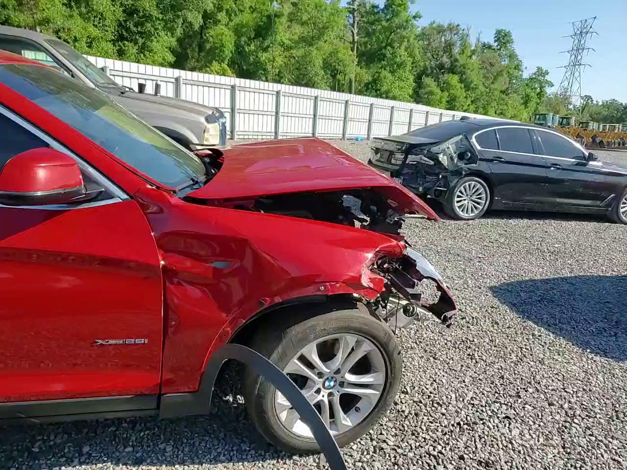 Фото: 5UXXW3C34H0T79096