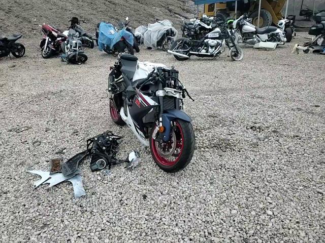 2025 Suzuki Gsx-R600 VIN: JS1GN7FA7S7100240 Lot: 54231735