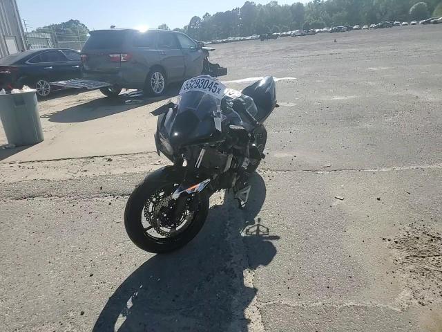 2024 Kawasaki Ex650 R VIN: ML5EXER16RDAC9852 Lot: 53293045