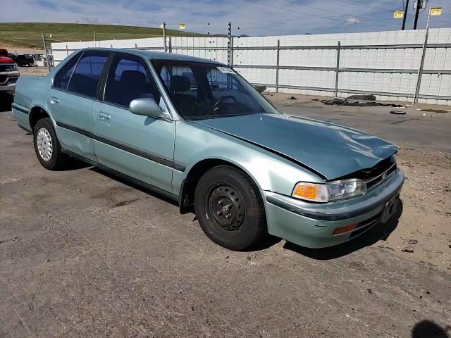 1992 Honda Accord Lx VIN: 1HGCB7650NA065422 Lot: 54217385