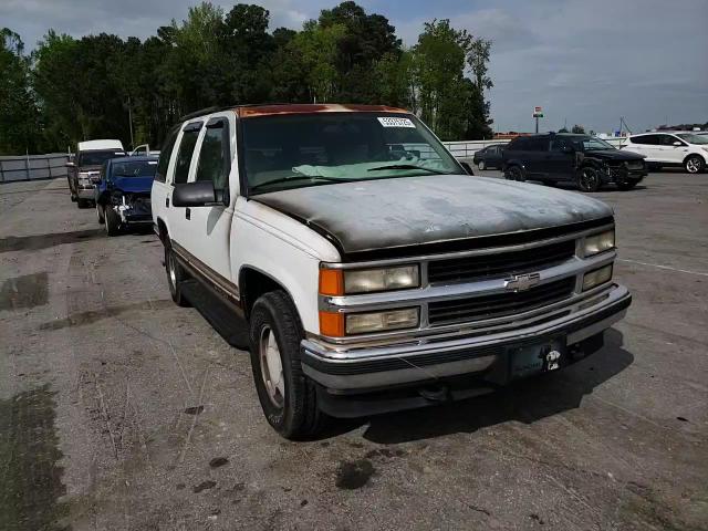 1998 Chevrolet Tahoe K1500 VIN: 1GNEK13R7WJ348565 Lot: 53375725