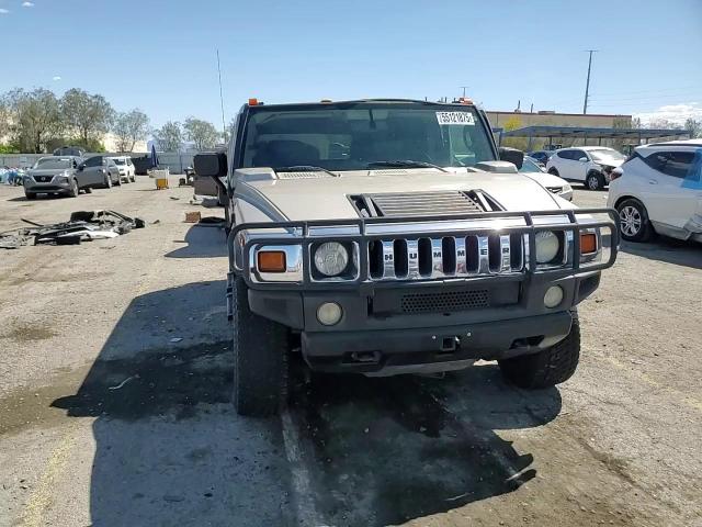 2004 Hummer H2 VIN: 5GRGN23U44H100473 Lot: 55121875