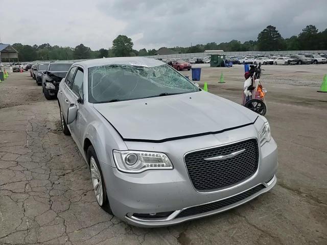 2021 Chrysler 300 Touring VIN: 2C3CCAAG5MH613906 Lot: 53800205