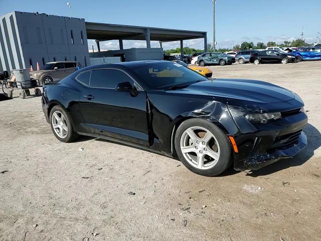 2017 Chevrolet Camaro Lt VIN: 1G1FB1RX8H0101799 Lot: 52091905