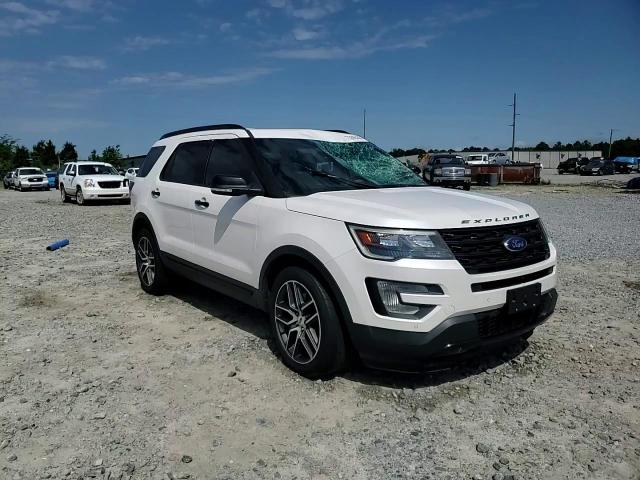 2017 Ford Explorer Sport VIN: 1FM5K8GT4HGB26956 Lot: 52455385
