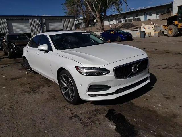 2018 Volvo S90 T6 Momentum VIN: LVY992MK6JP038094 Lot: 55445205