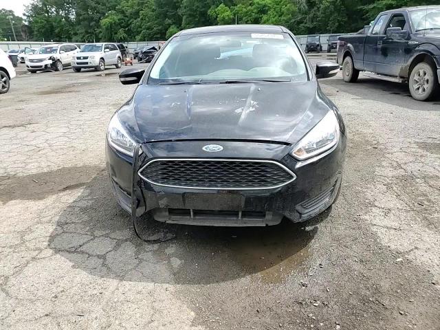 2017 Ford Focus Se VIN: 1FADP3K20HL331092 Lot: 55257345