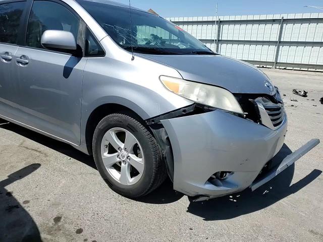 2011 Toyota Sienna Le VIN: 5TDKK3DC9BS083274 Lot: 53643185