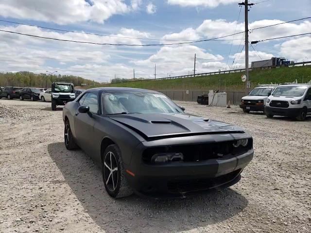 2017 Dodge Challenger Sxt VIN: 2C3CDZAGXHH633568 Lot: 51594433