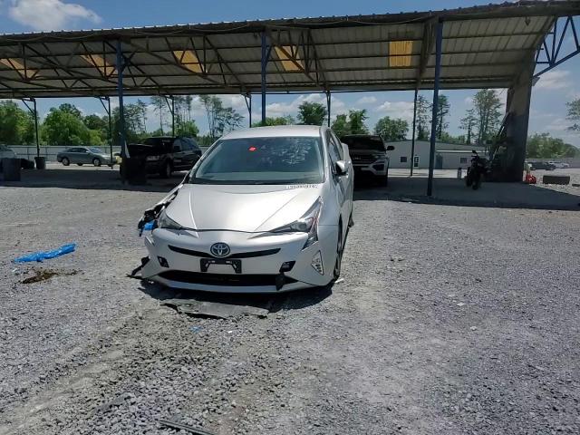 JTDKARFU8G3000132 2016 Toyota Prius