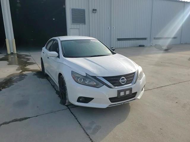 2018 Nissan Altima 2.5 VIN: 1N4AL3AP2JC107923 Lot: 52654724